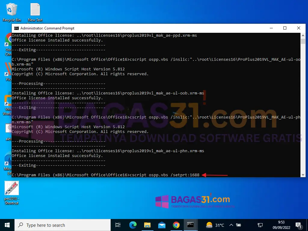 Tampilan log keberhasilan penginstalan lisensi Office beserta input perintah konfigurasi port di CMD